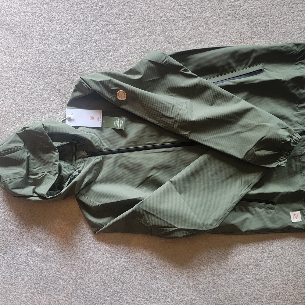 Globe Green Jacket With Logo Patch - image 1